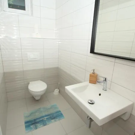 Aquilo Apartment *