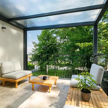 Aquilo Apartment
