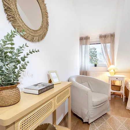 Aquilo Apartment